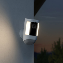 Security Cam - Spotlight Cam - Mains Powered